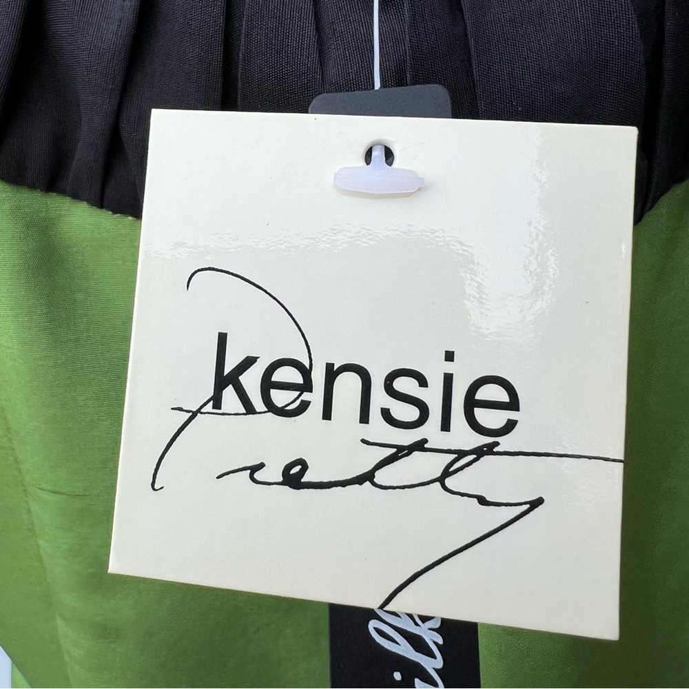 Kensie Silk Striped Flare & Fitted Sleeveless Green Dress Size M - Picture 6 of 12